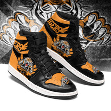 Load image into Gallery viewer, Wests Tigers NRL Air Jordan Shoes Sport Top Branding Trends 2020 Sneakers